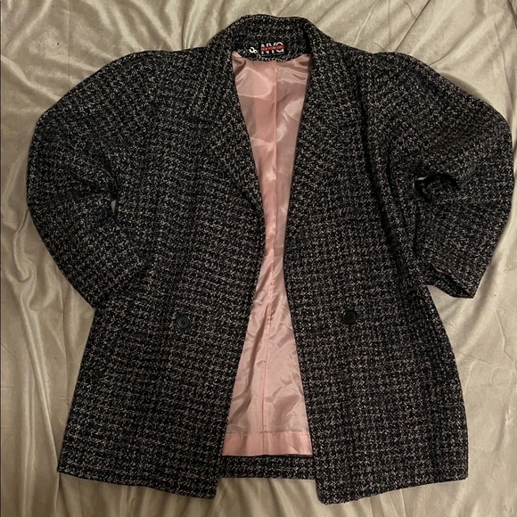 New York Girl Jackets & Blazers - Vintage New York Girl Wool Blend coat w/ pink lining